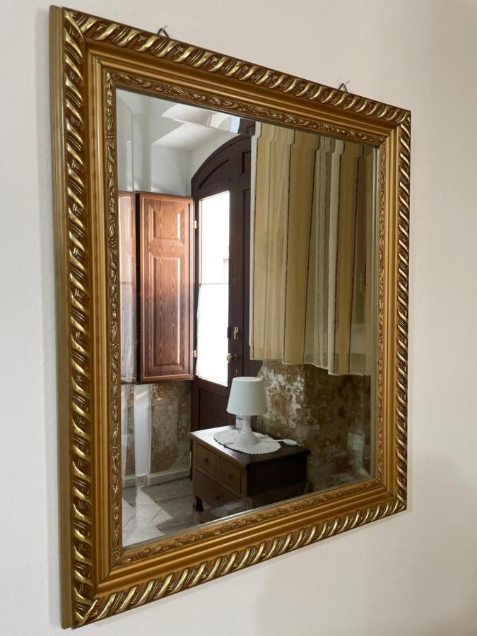 Half House Floridia Villa Exterior photo
